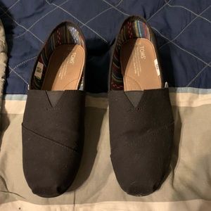 Men’s Black Toms